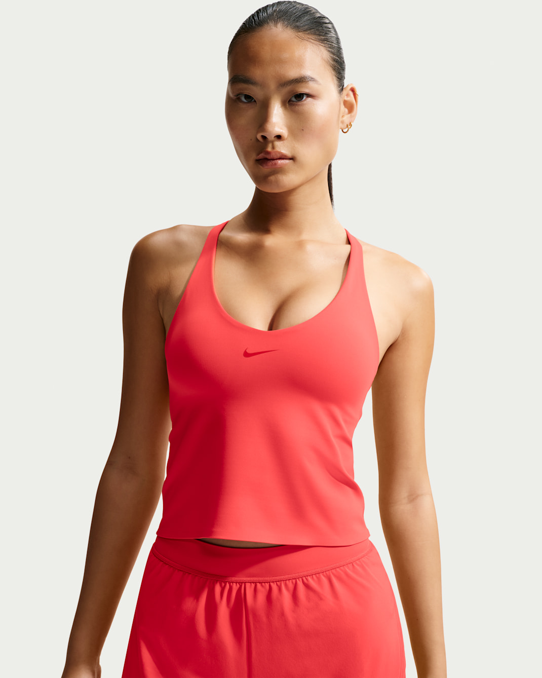 เสื้อกล้ามสปอร์ตบราผู้หญิงซัพพอร์ตระดับกลางเสริมฟองน้ำ Nike Universa - Light Crimson/University Red/University Red