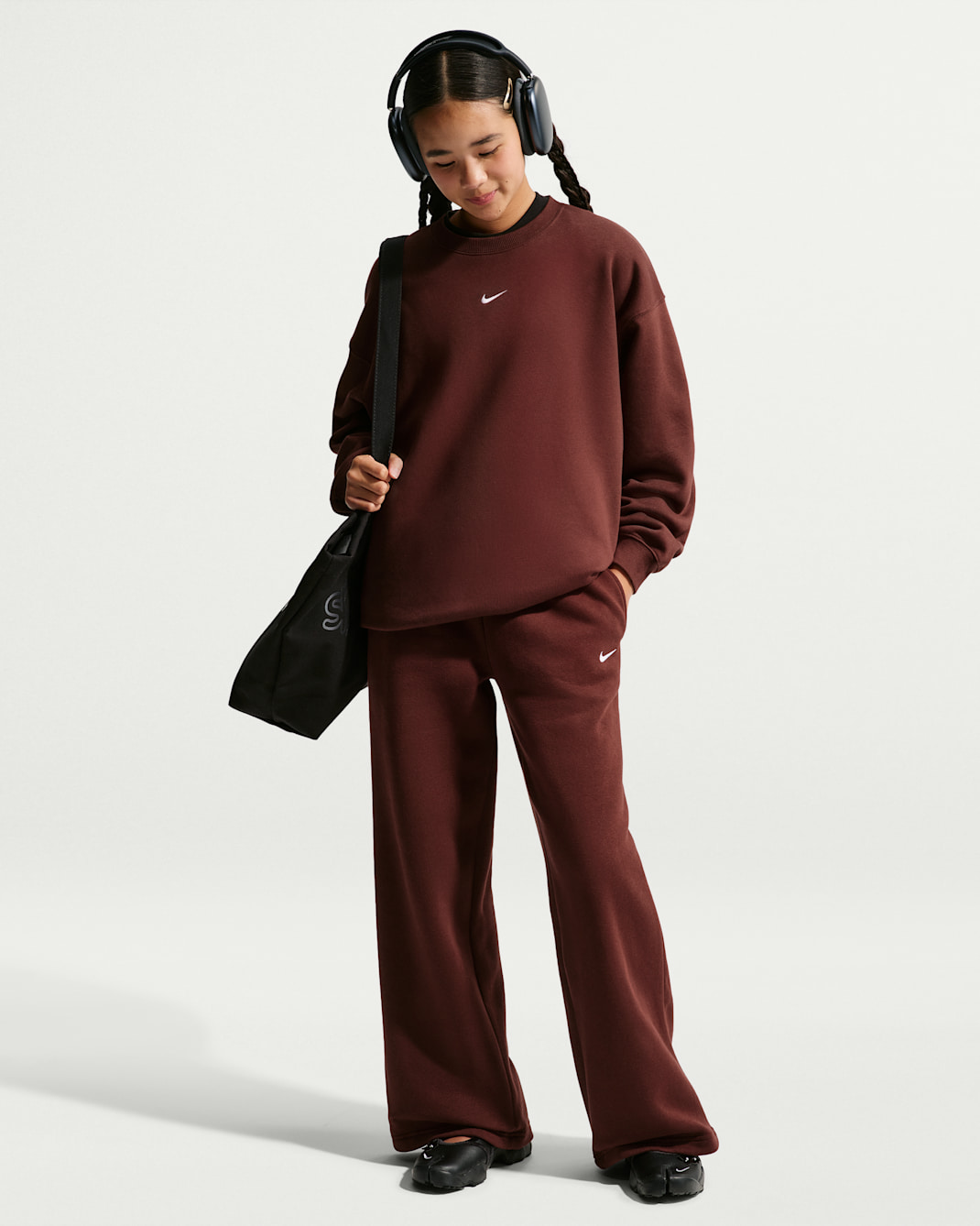 Pants con dobladillo abierto para niña Nike Sportswear Studio Fleece - Dátil místico/Blanco