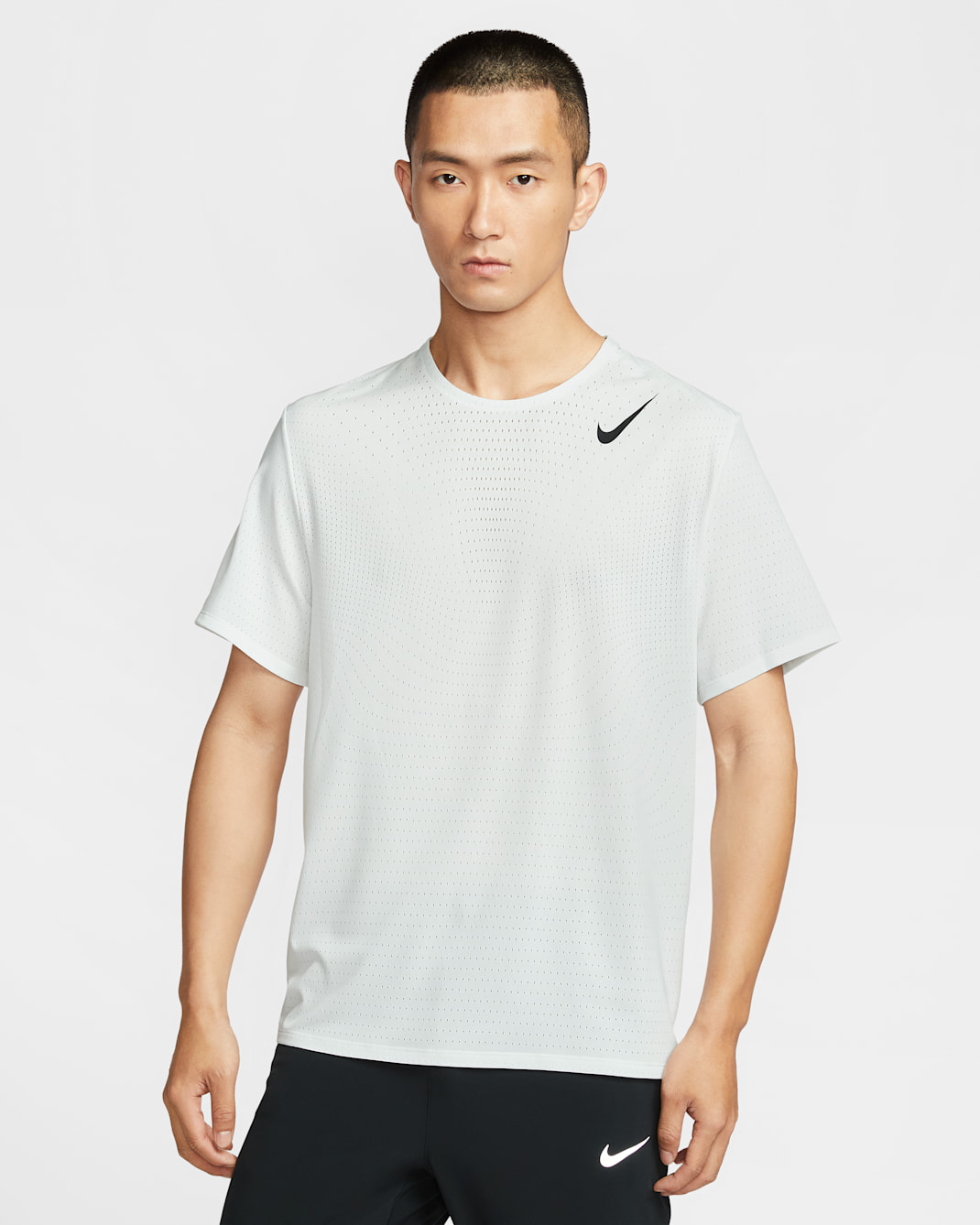 ナイキ エアロスイフト メンズ Dri-FIT ADV ショートスリーブ ランニングトップ - サミットホワイト/ブラック