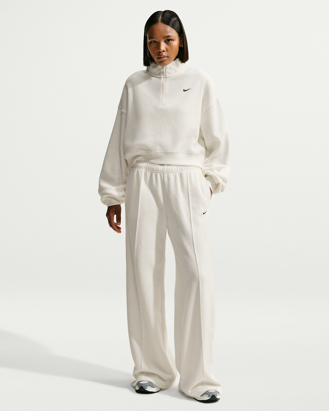 Nike Studio Fleece Plush Women's Oversized 1/4-Zip Cropped Top