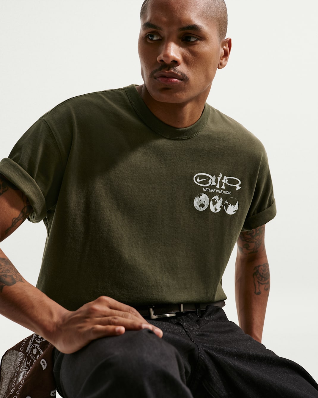 Nike Sportswear Premium Essentials T-Shirt - Cargo Khaki