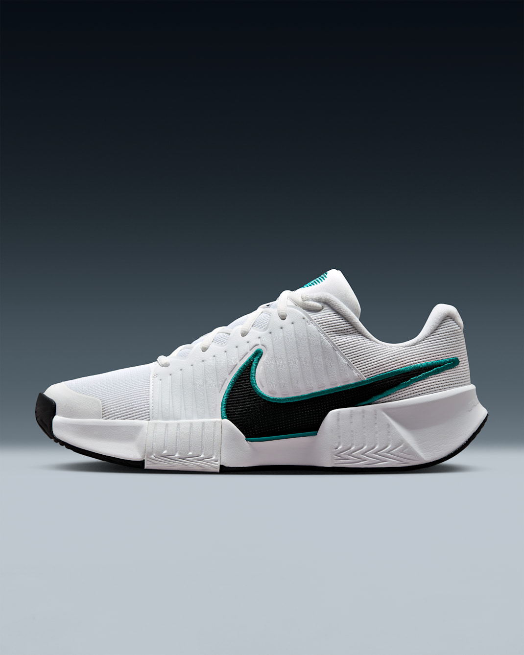 나이키 GP 챌린지 프로 남성 하드 코트 테니스화 - 화이트/레이디언트 에메랄드/블랙