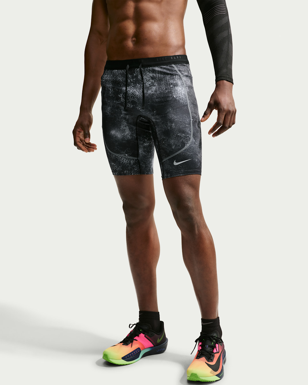 Nike Stride Men's Dri-FIT Running 1/2-Length Tights