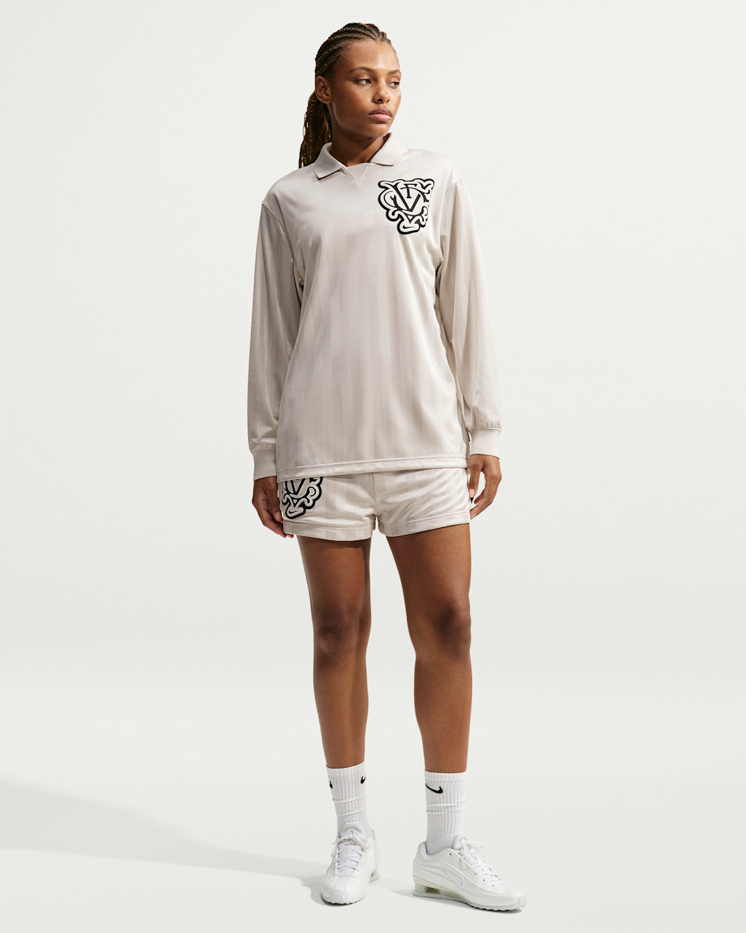Nike Victory Collection Women's Dri-FIT Loose Soccer Shorts - Light Bone/Summit White