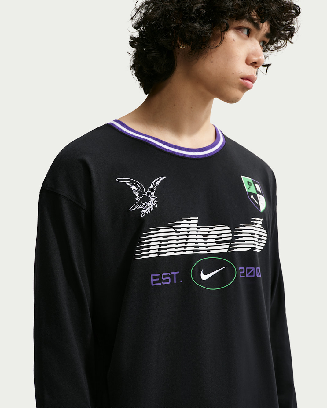 Nike SB  Long-Sleeve Skate T-Shirt