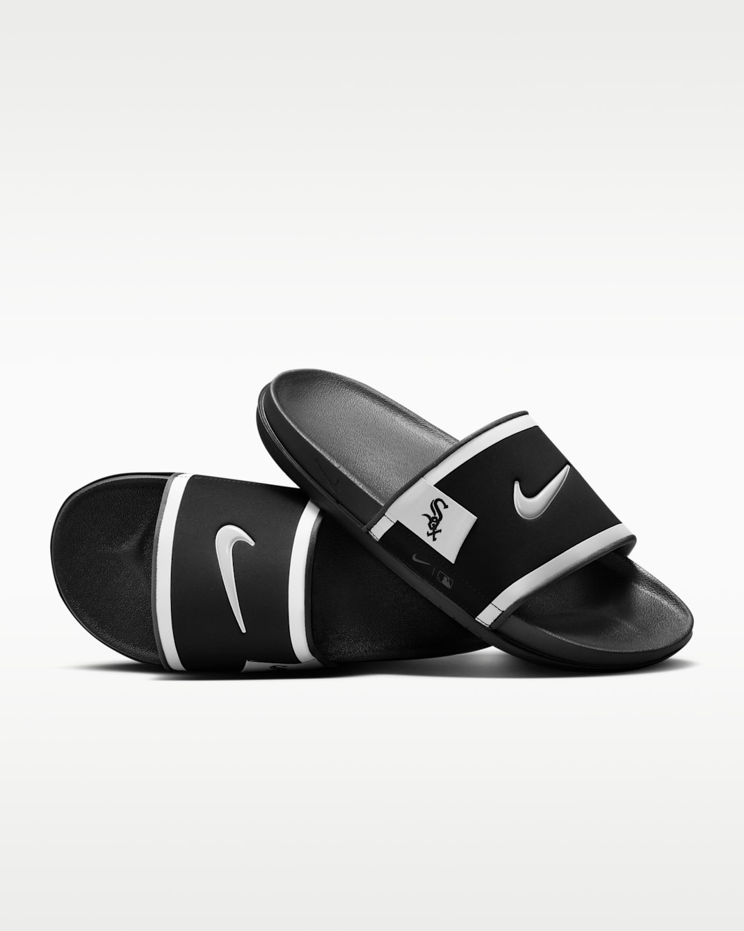 Nike Offcourt (Chicago White Sox) Offcourt Slides - Black/Dark Smoke Grey/White