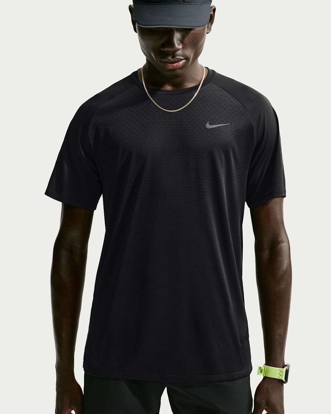 Nike Stride Men's Dri-FIT Winterised Short-Sleeve Running Top - Black