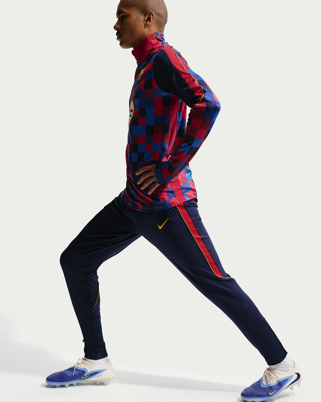 FC Barcelona Strike Men's Nike Dri-FIT Soccer Knit Pants