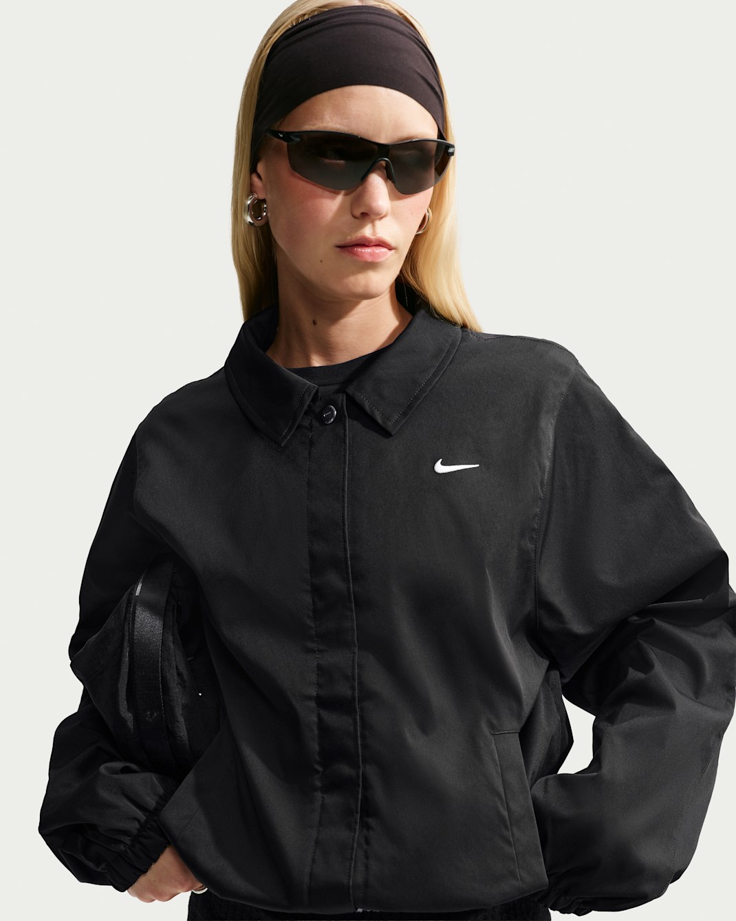 Nike Sportswear Women's Loose Coaches Jacket - Black/Sail