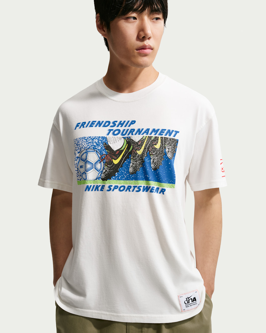 Nike Sportswear Men's T-Shirt - Sail