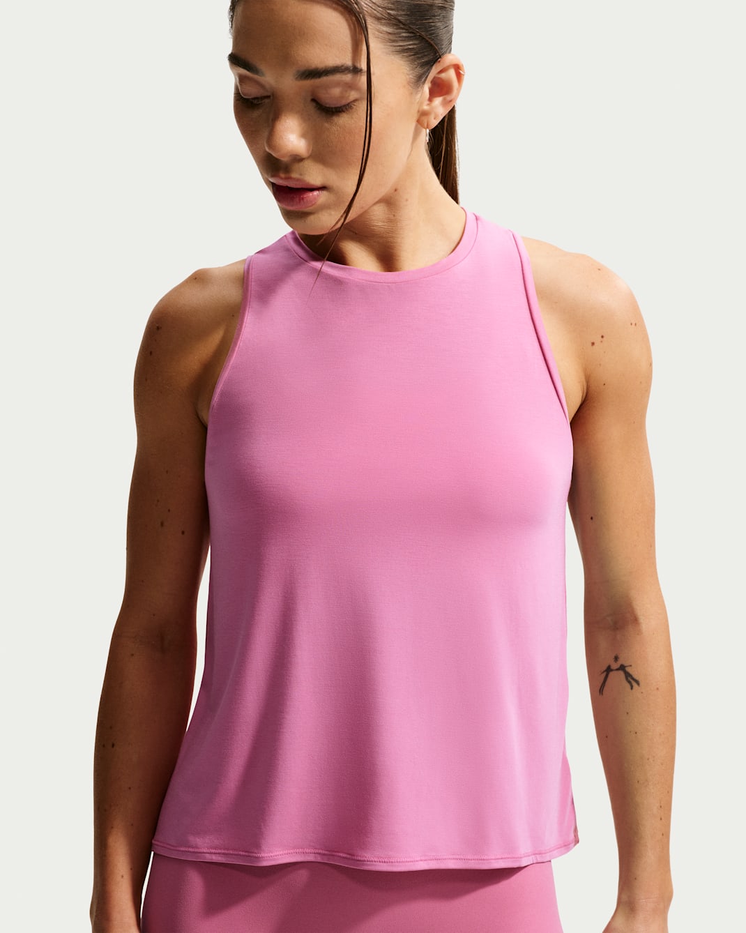 Nike Zenvy Women's Tank Top - Peony/White