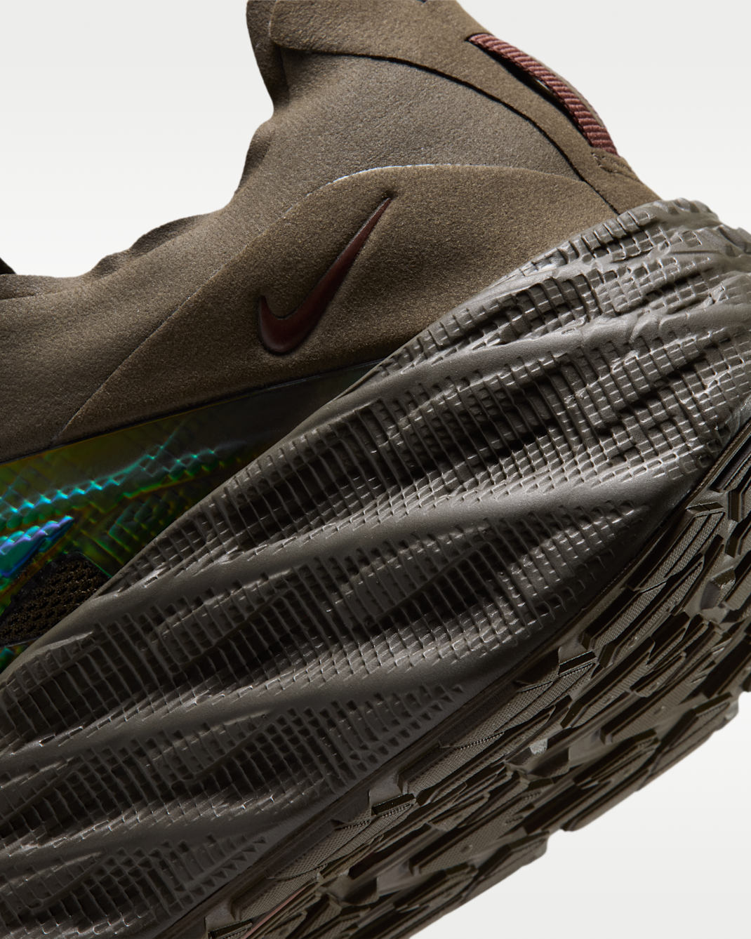Nike Ava Edge SE Men's Shoes