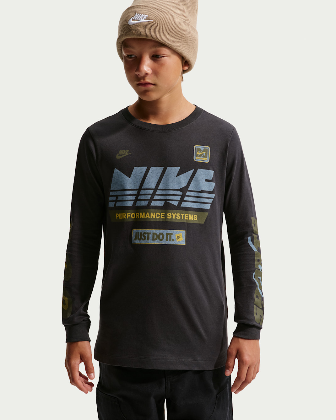 Playera de manga larga para niños grandes Nike Sportswear - Sombrío apagado