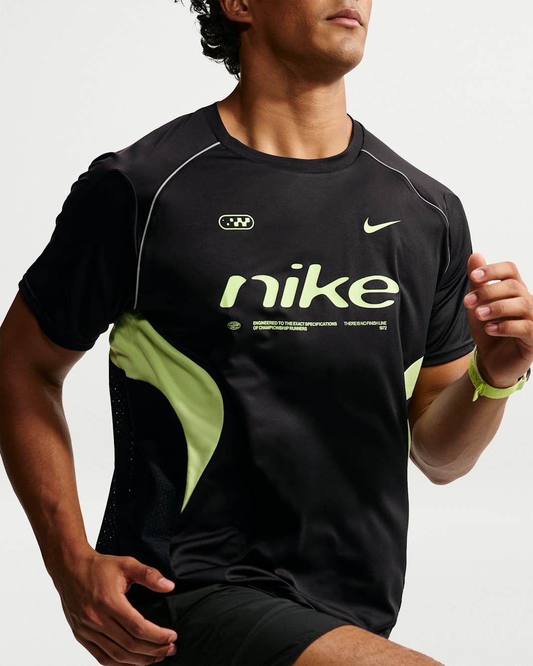 Nike  Men's Dri-FIT Short-Sleeve Running Top