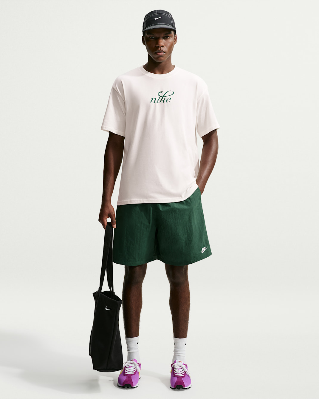 Short de sport Nike Sportswear Club pour homme - Fir/Blanc