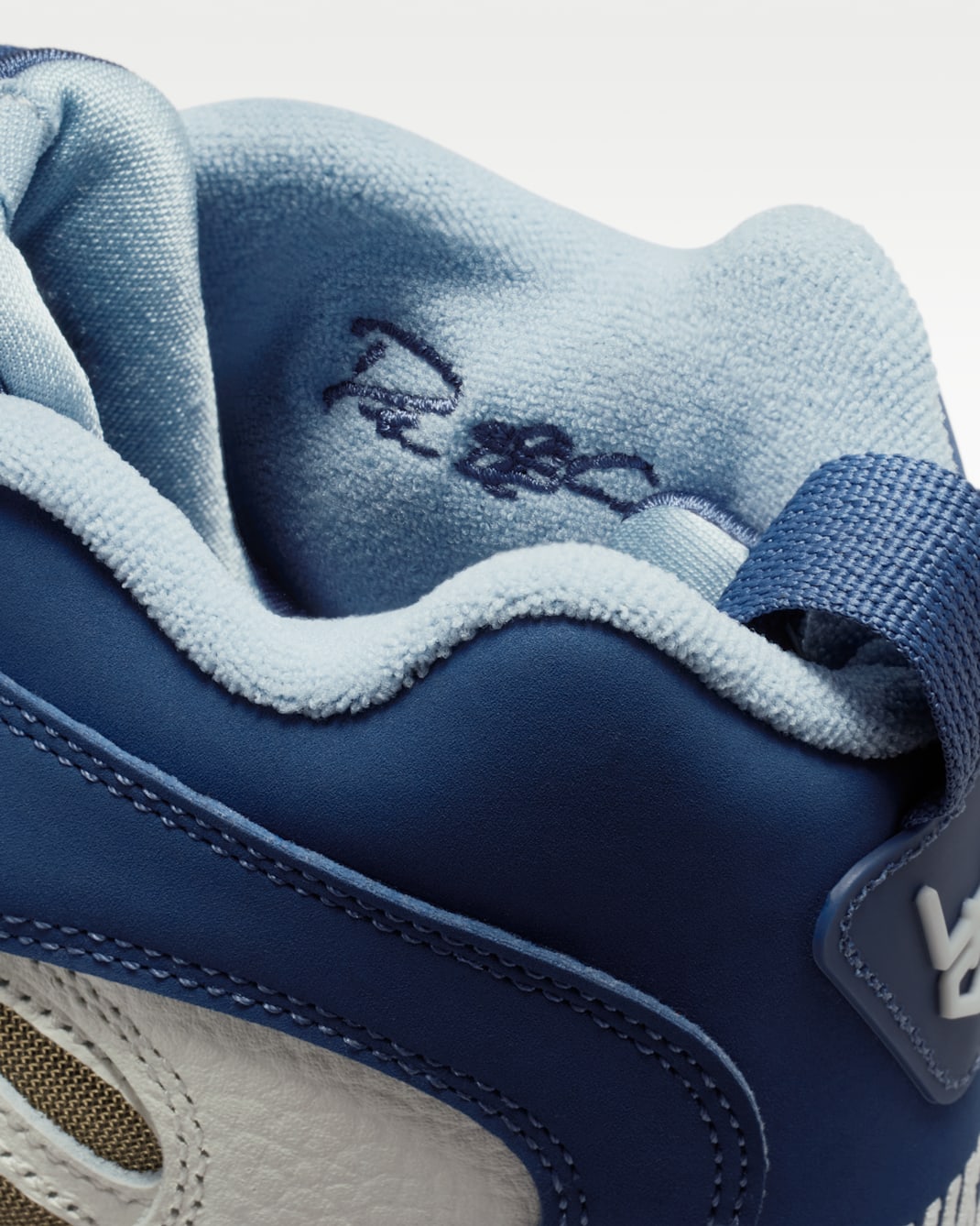 Nike Air Diamond Turf 2 Men's Shoes