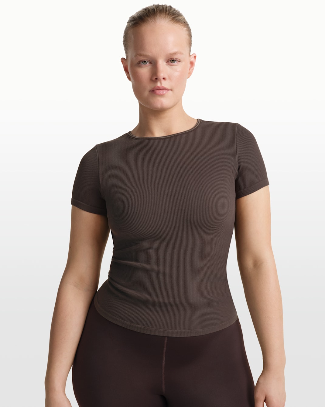 NikeSKIMS Ribbed Seamless Women's Short-Sleeve Top - NSKM PHOENIX/NSKM TRUFFLE