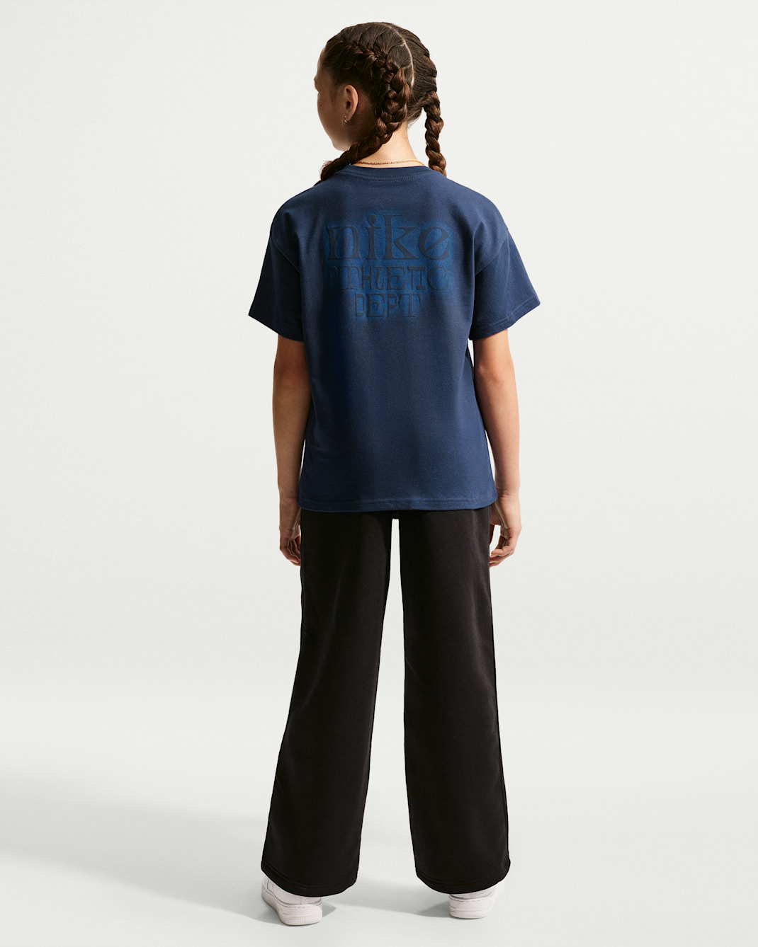 Nike Sportswear Club Select Big Kids' T-Shirt