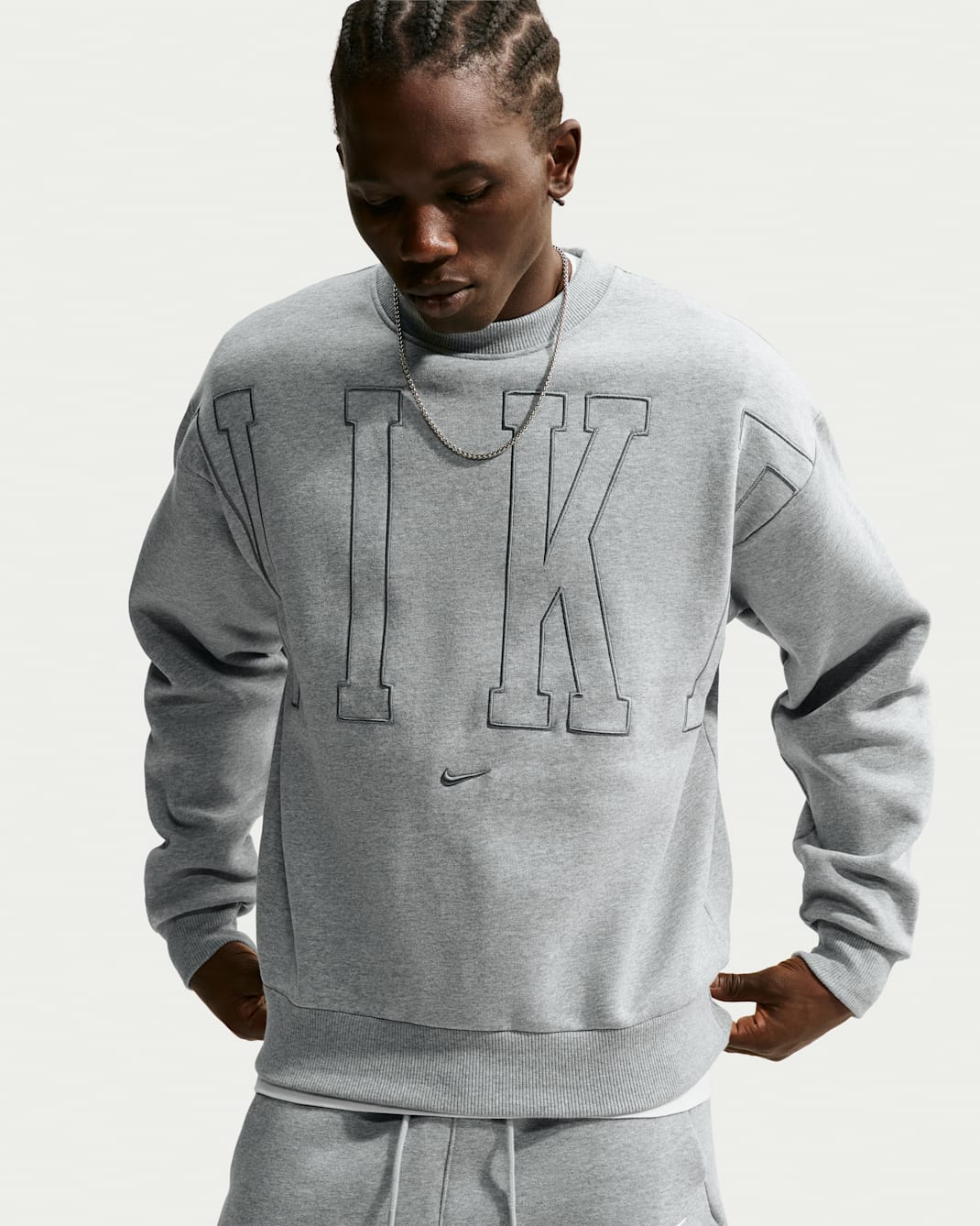 Nike Solo Fleece Men's Loose Crew-Neck Sweatshirt - Dark Grey Heather/Smoke Grey