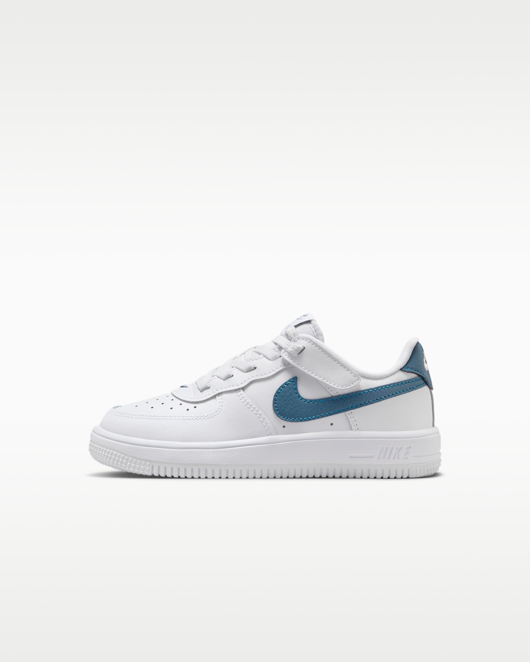 Nike Force 1 Low EasyOn Little Kids' Shoes - White/Thunderstorm
