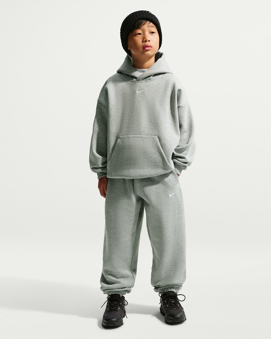 Pantalon de basket à revers en tissu Fleece Nike Solo Swoosh pour enfant - Dark Grey Heather/Light Smoke Grey/Sail