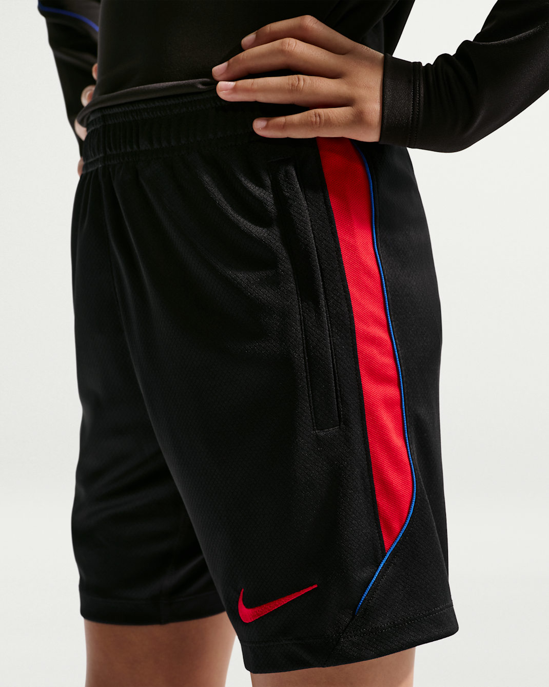 Paris Saint-Germain Strike Big Kids' Nike Dri-FIT Soccer Knit Shorts