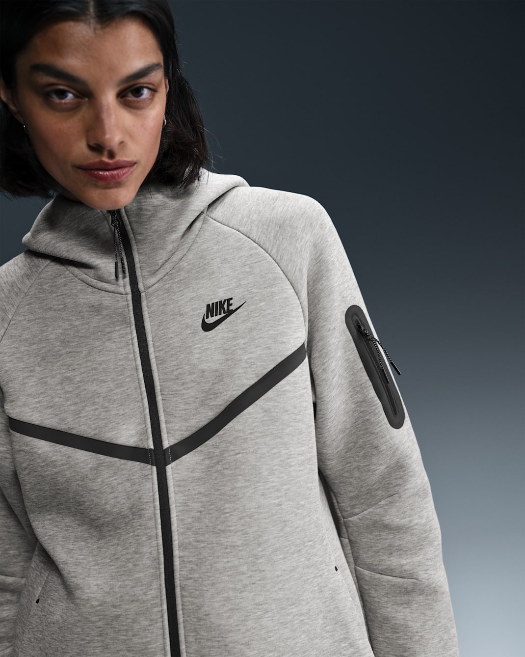 Dámská mikina s kapucí a dlouhým zipem Nike Sportswear Tech Fleece Windrunner - Dark Grey Heather/Černá