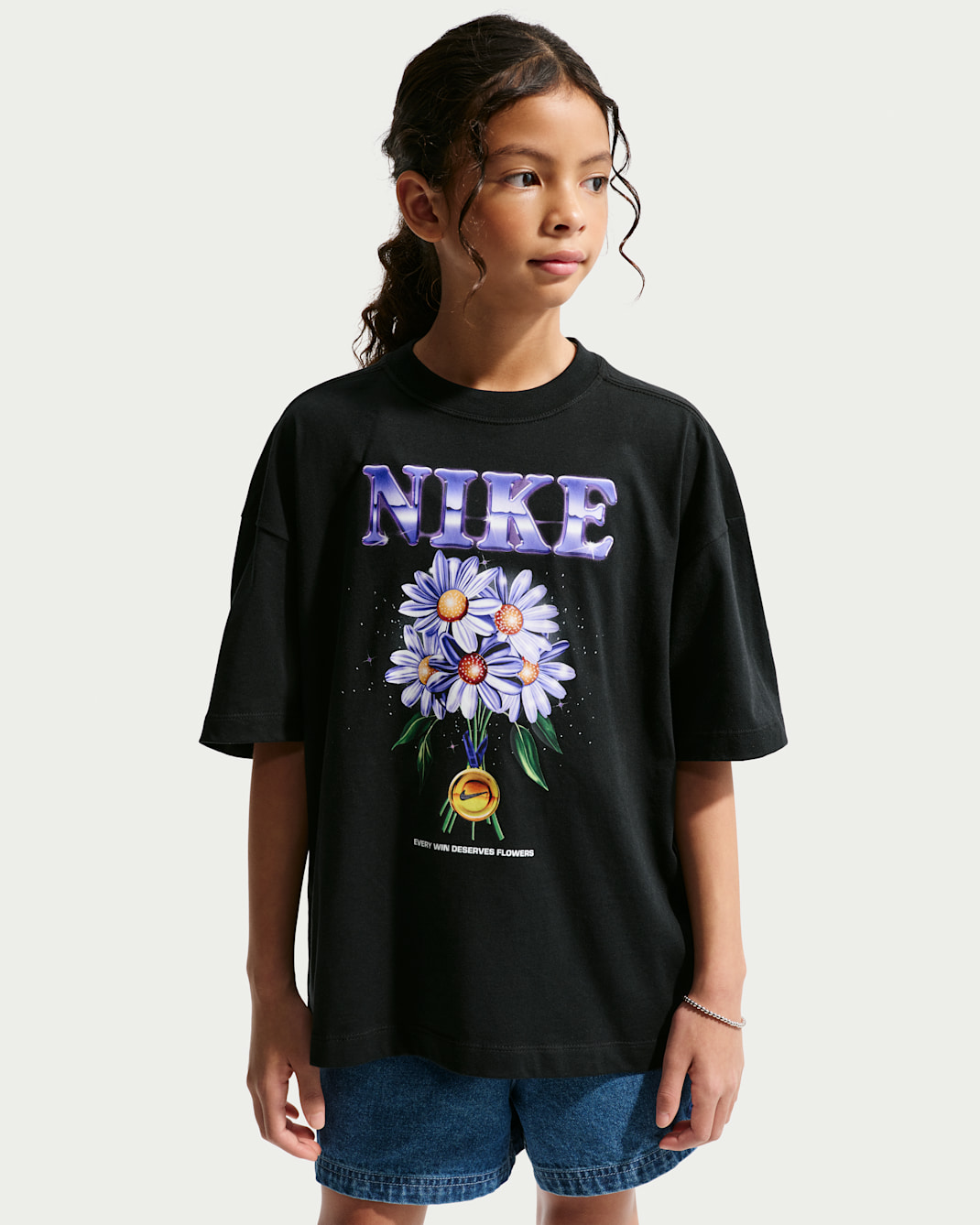T-shirt oversize Nike Sportswear pour ado (fille) - Noir