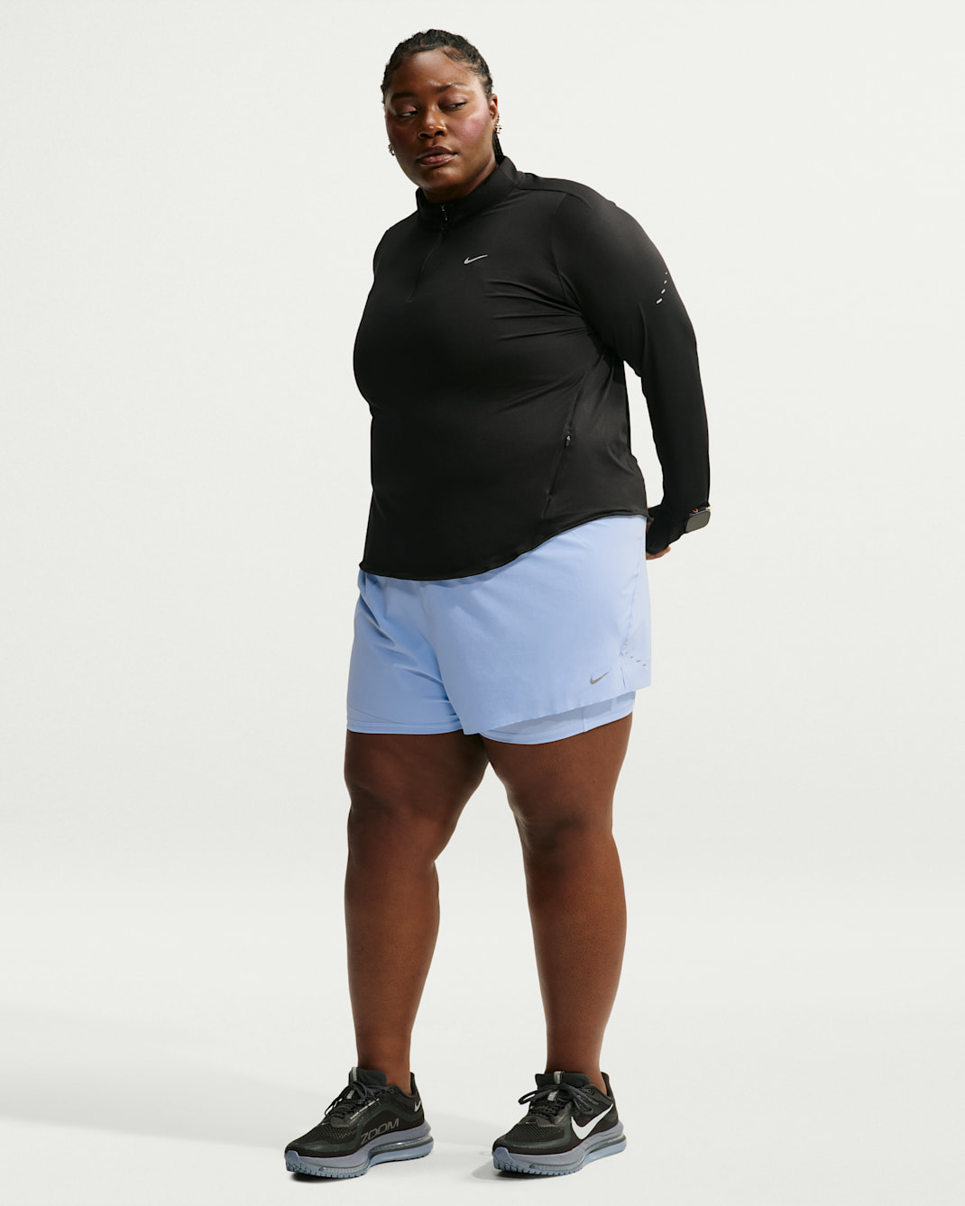 Nike Swift Women's Dri-FIT Mid-Rise 2-in-1 Running Shorts (Plus Size) - Aluminum/Gridiron