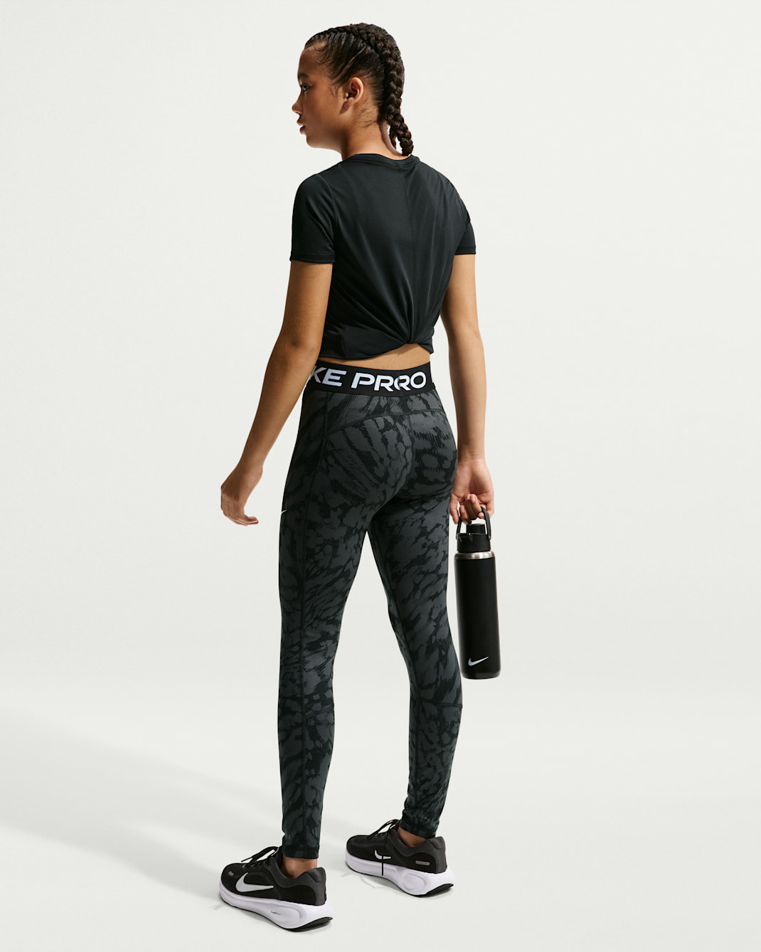 Nike Pro Big Kids' (Girls') Leggings