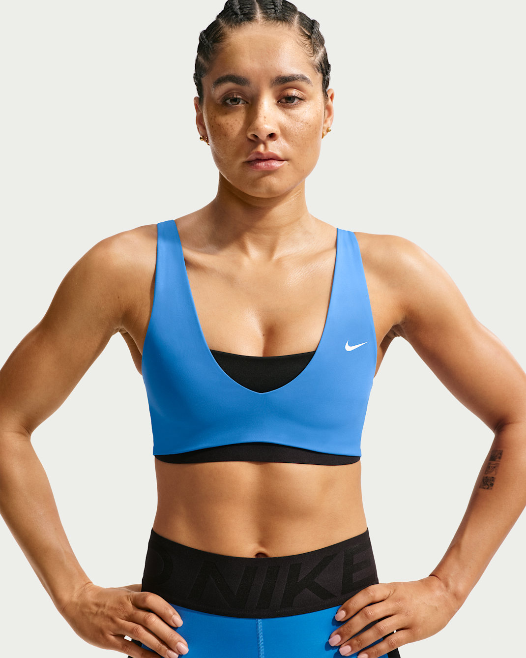 Nike Pro Sculpt Women's Medium-Support Sports Bra - Light Photo Blue/Black/White