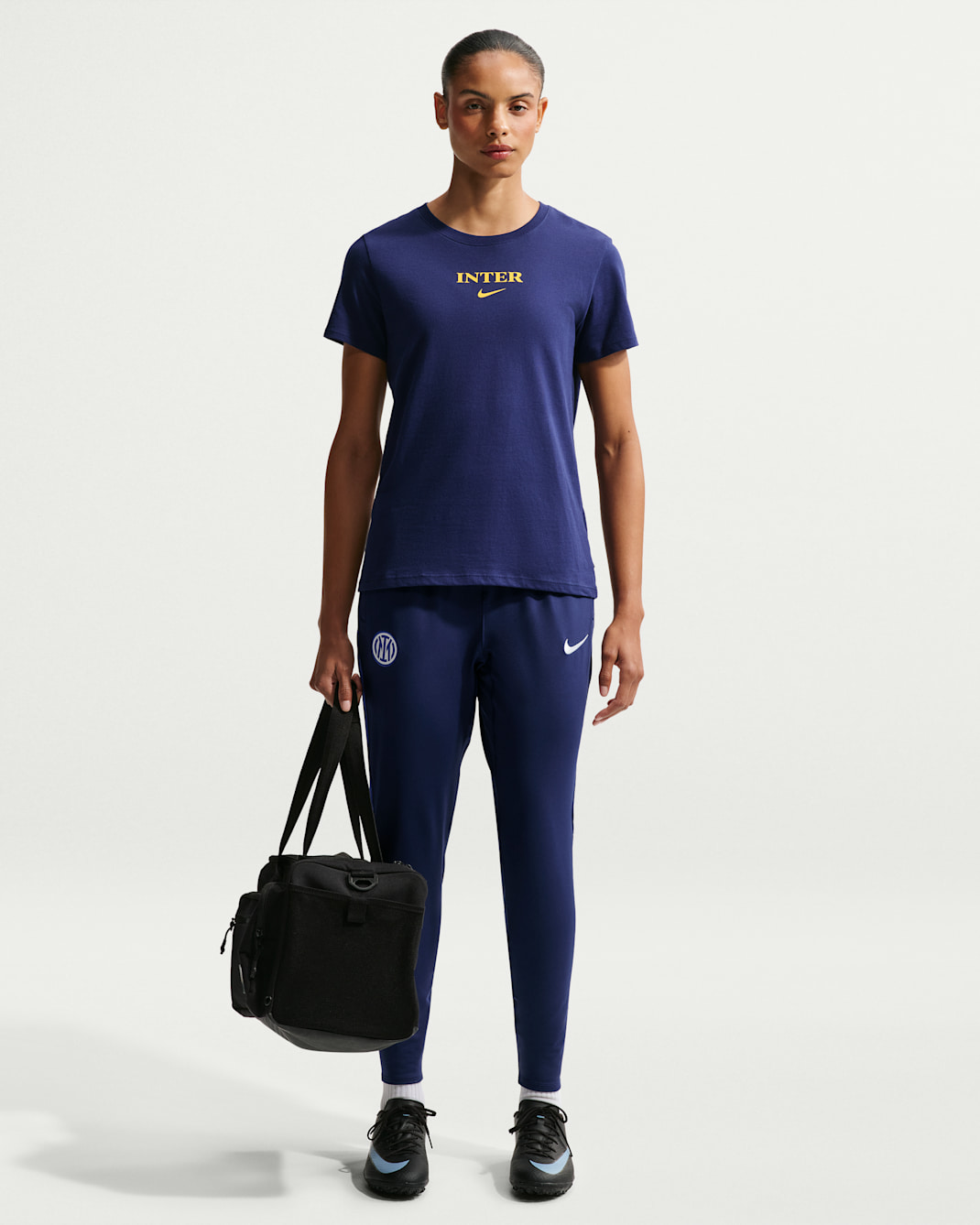 Inter Milan Strike Nike Dri-FIT Örgü Kadın Futbol Eşofman Altı - Blue Void/Lyon Blue/Beyaz