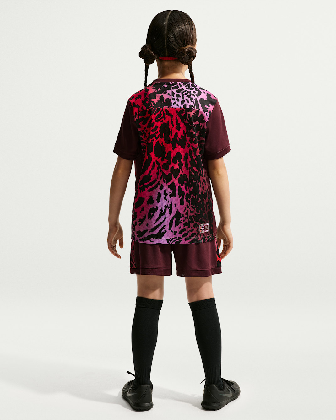 Nike United Academy Big Kids' (Girls') Dri-FIT Soccer Short-Sleeve Top