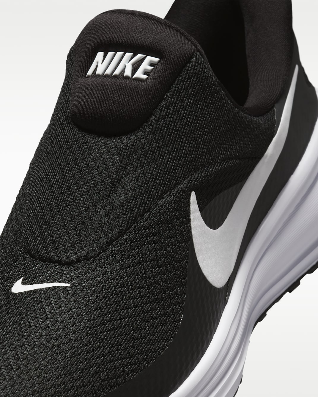Nike Revolution 8 EasyOn Women's Road Running Shoes