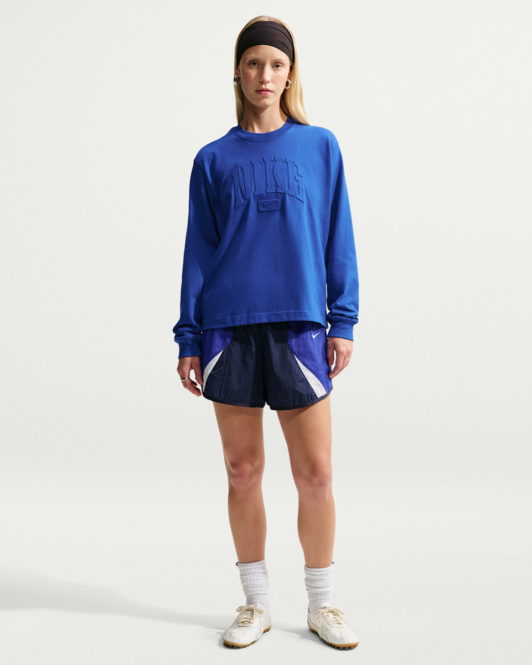 Nike Sportswear Classic Women's Loose Long-Sleeve T-Shirt