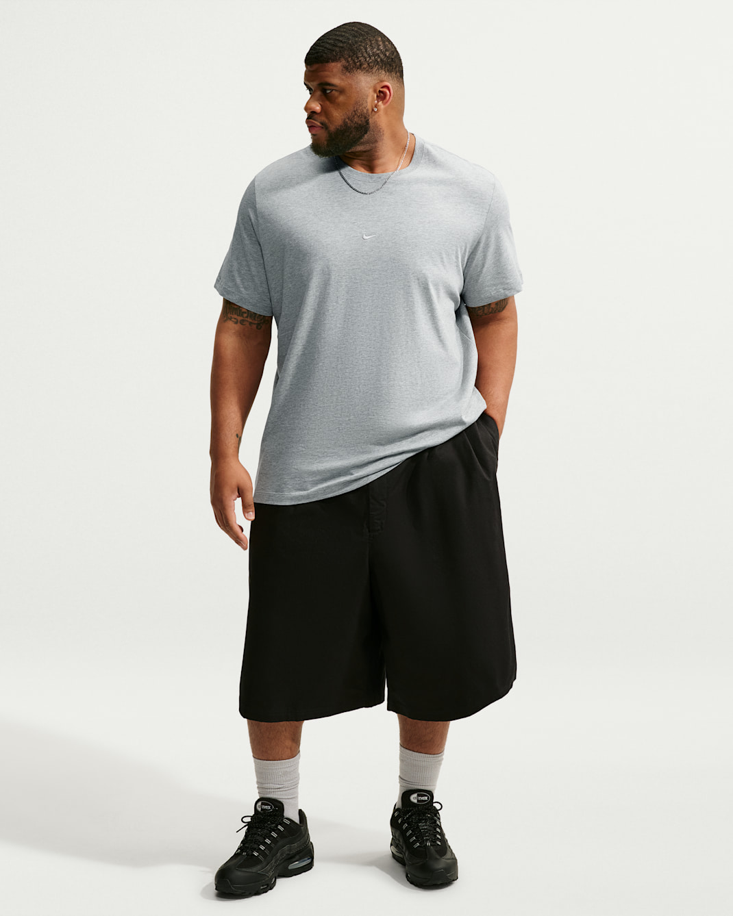 Nike Sportswear Men's Standard T-Shirt