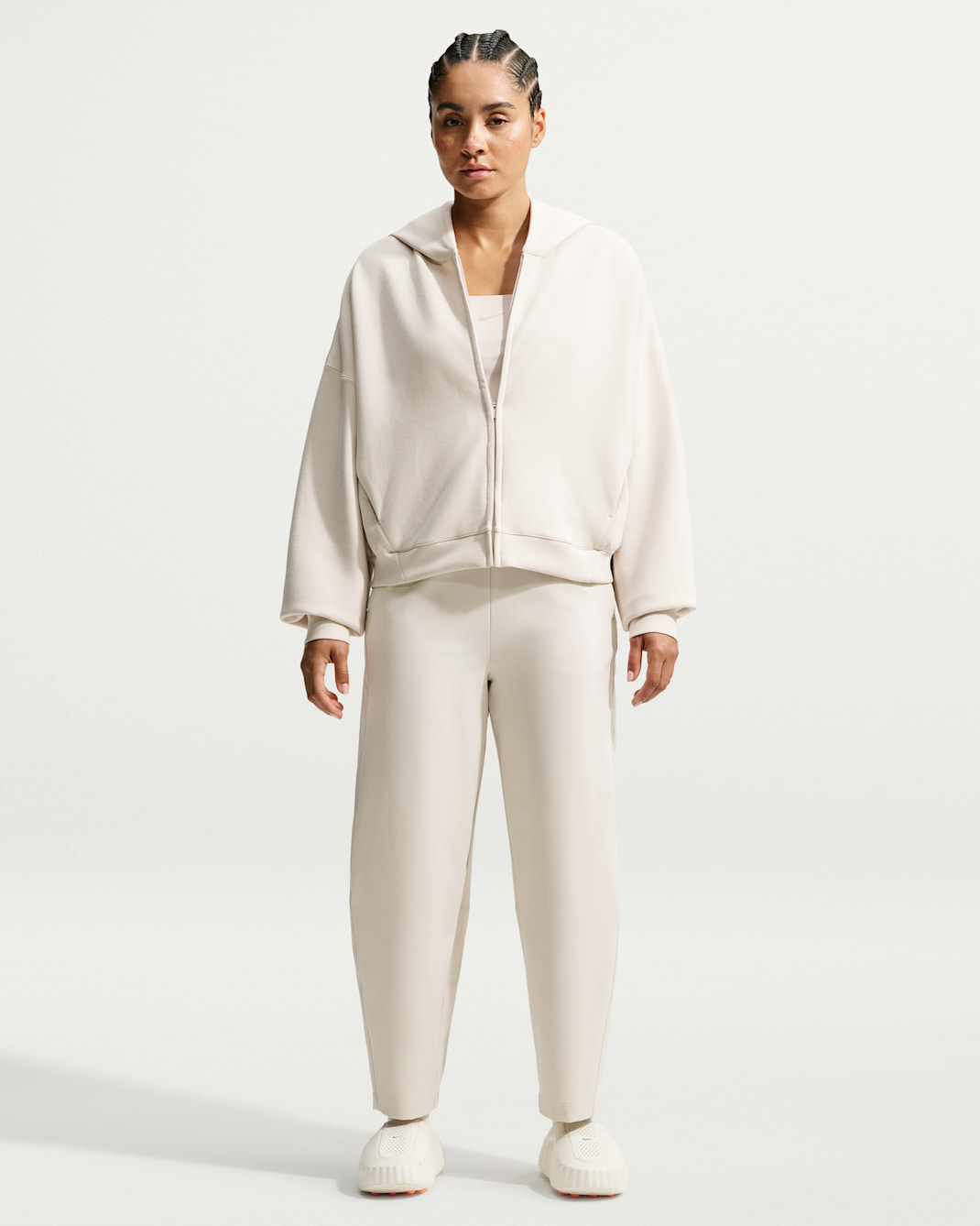 Nike 24.7 PerfectStretch Women's Dri-FIT High-Waisted Loose Barrel-Leg Trousers - Light Orewood Brown/Light Iron Ore