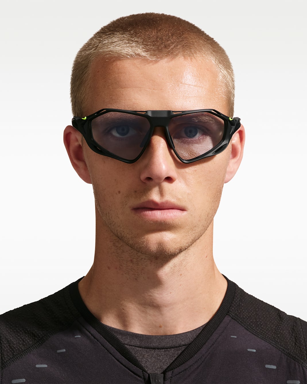 Nike Zeus Rise Photochromic Sunglasses - Black/Wolf Grey