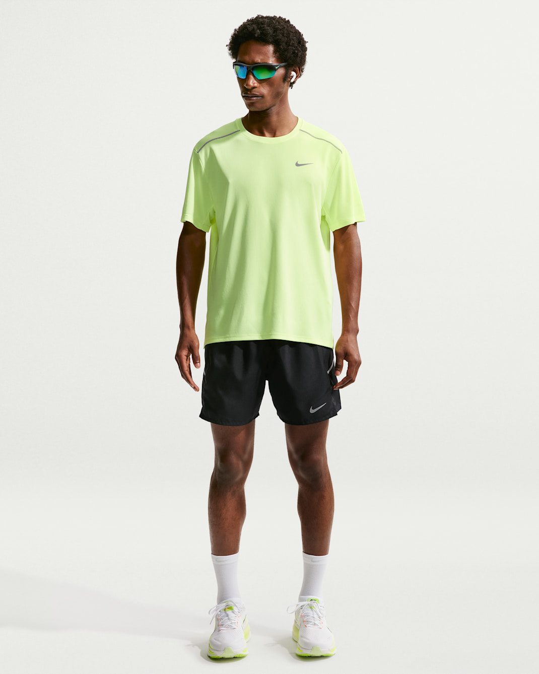 Męskie spodenki do biegania 2 w 1 Dri-FIT Nike Miler 12,5 cm - Czerń/Czerń