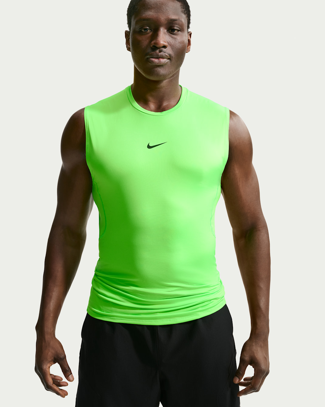 Pánské přiléhavé fitness tričko Nike Pro Dri-FIT bez rukávů - Green Strike/Černá
