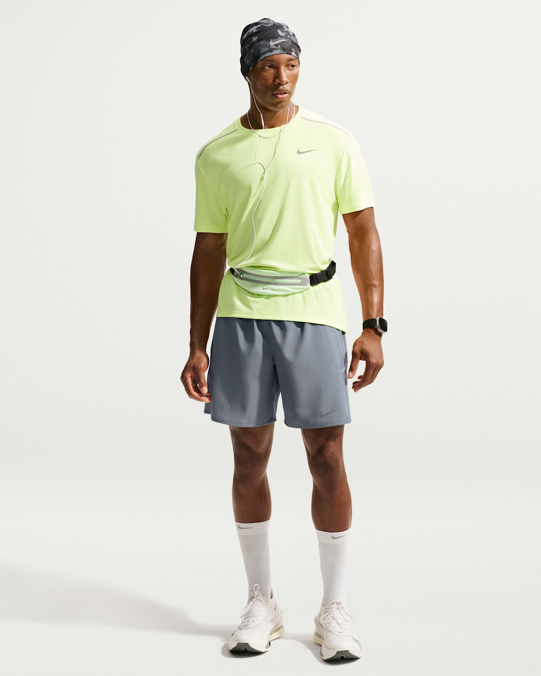 Męskie spodenki do biegania 2 w 1 Dri-FIT Nike Miler 18 cm - Smoke Grey/Smoke Grey