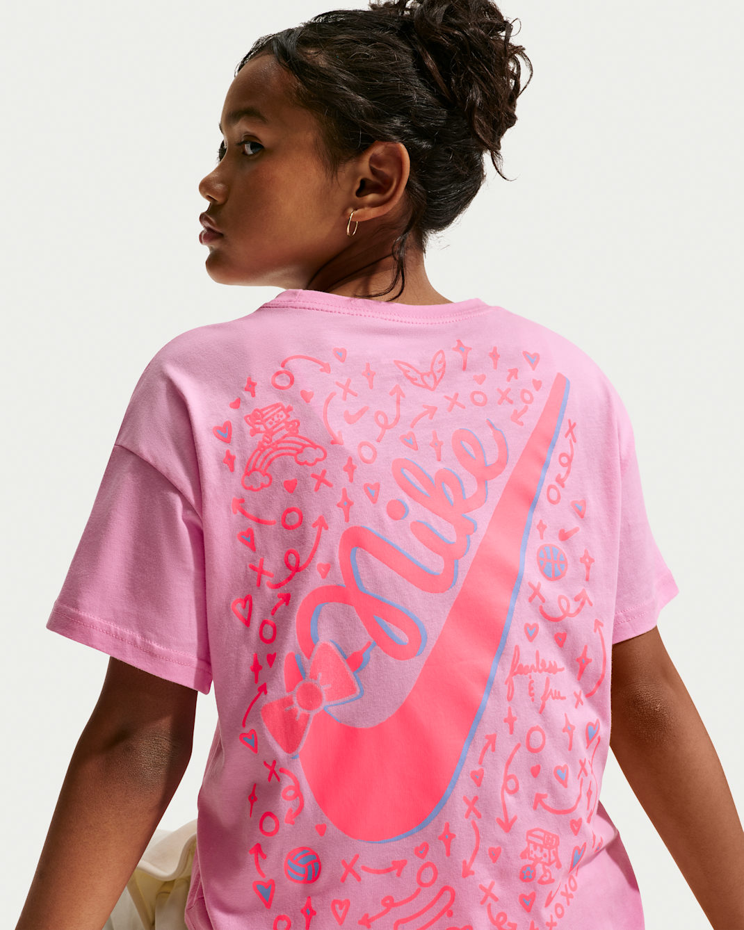 Nike Sportswear Big Kids' (Girls') T-Shirt