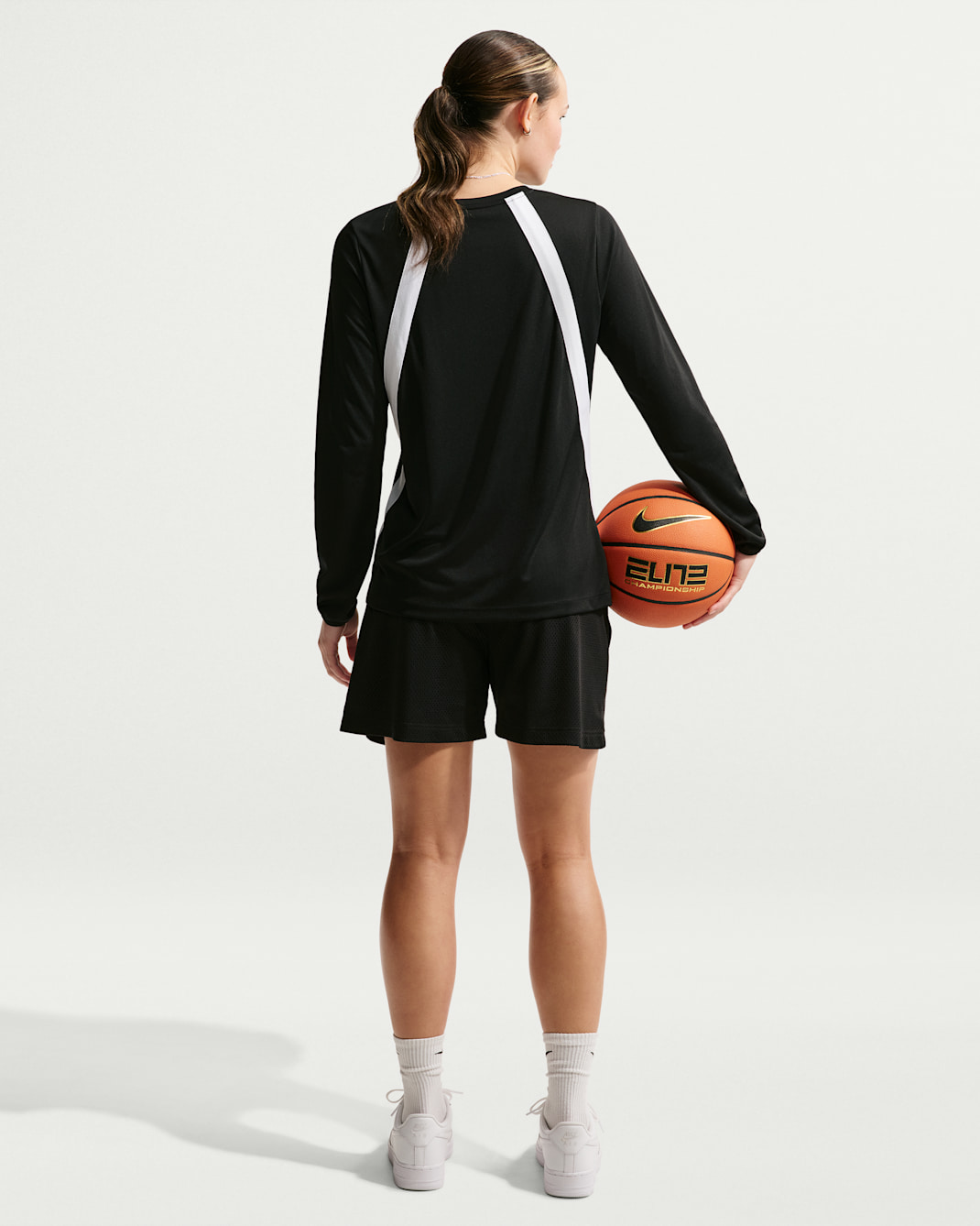 Nike Women's Dri-FIT Mesh Graphic Basketball Shorts
