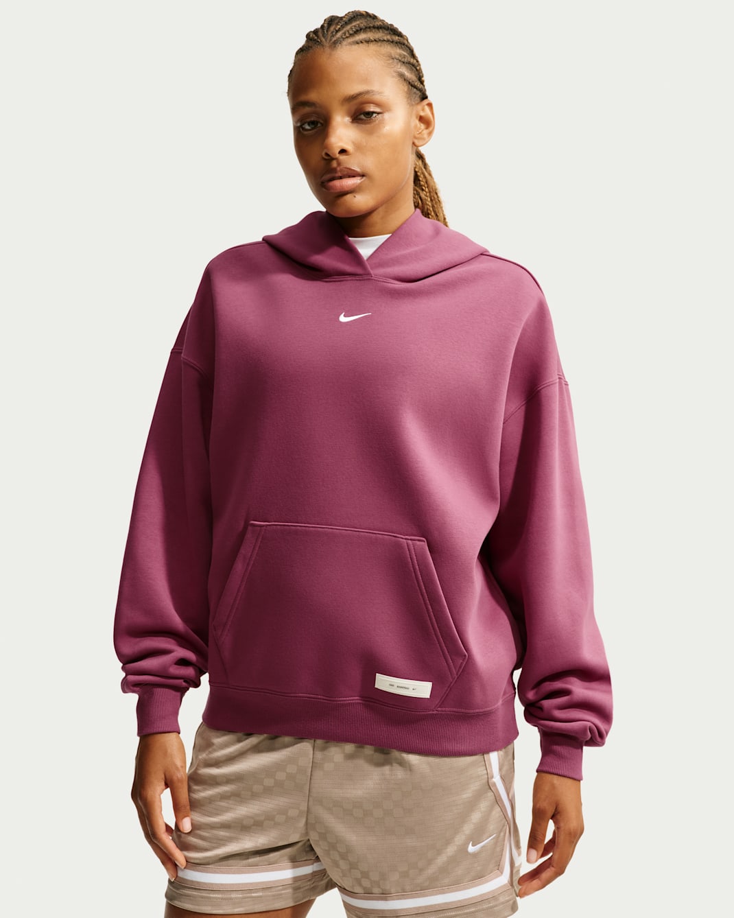 Nike Therma-FIT Basketbol Performans Kapüşonlu Kadın Üstü - Pink Smoke/Beyaz