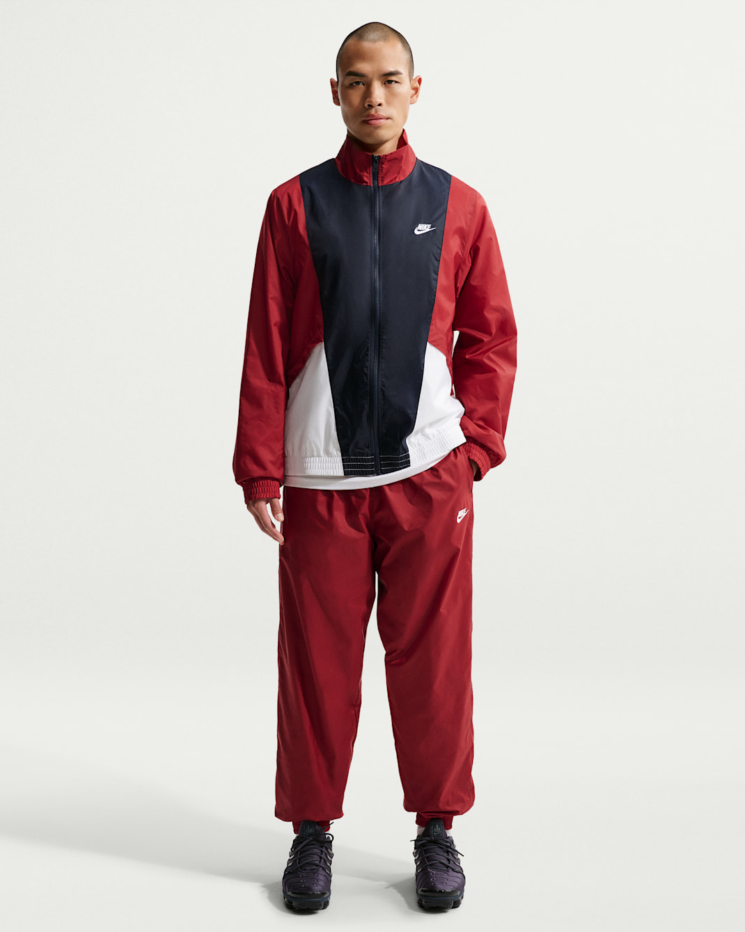 Nike Club Men's Woven Tracksuit - Team Crimson/White/Obsidian/White
