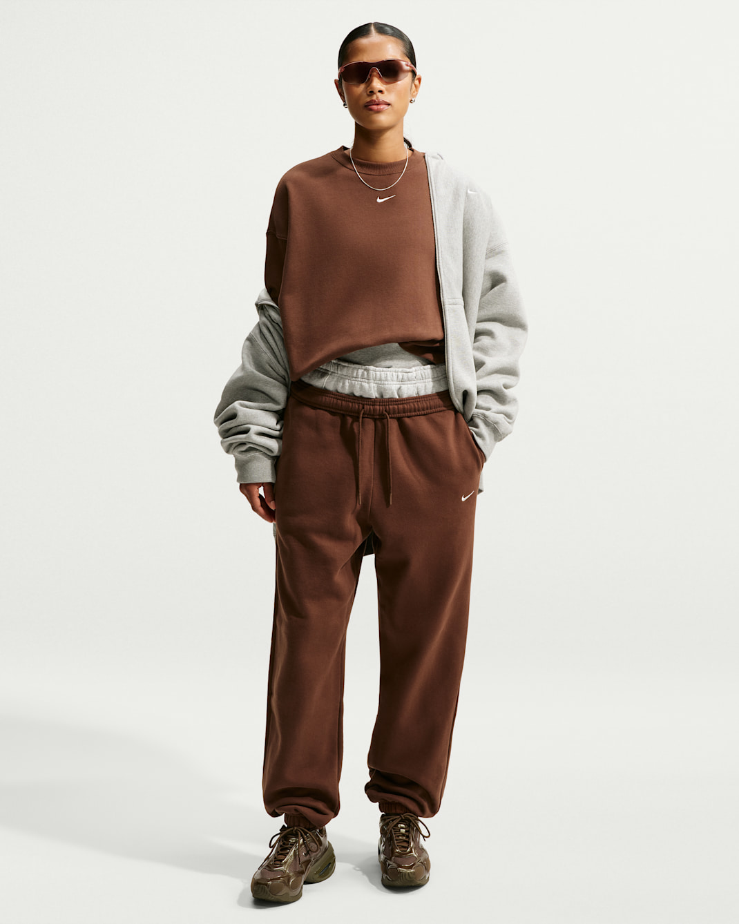 Nike Studio Fleece Medium Weight Women's High-Rise Oversized Cuffed Trousers - Cacao Wow/Sail