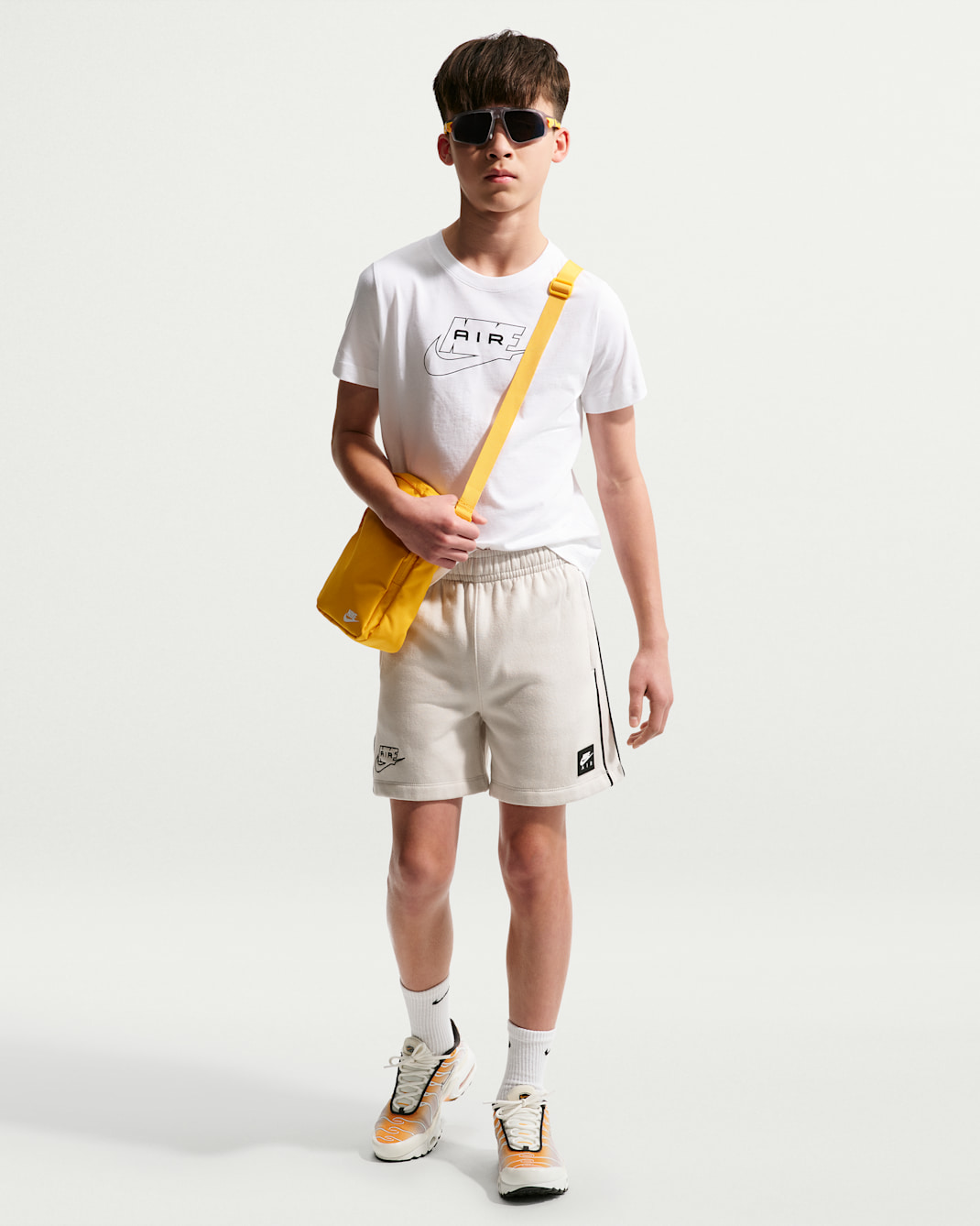 Nike Air Older Kids' Fleece Shorts - Light Bone/Black/Black