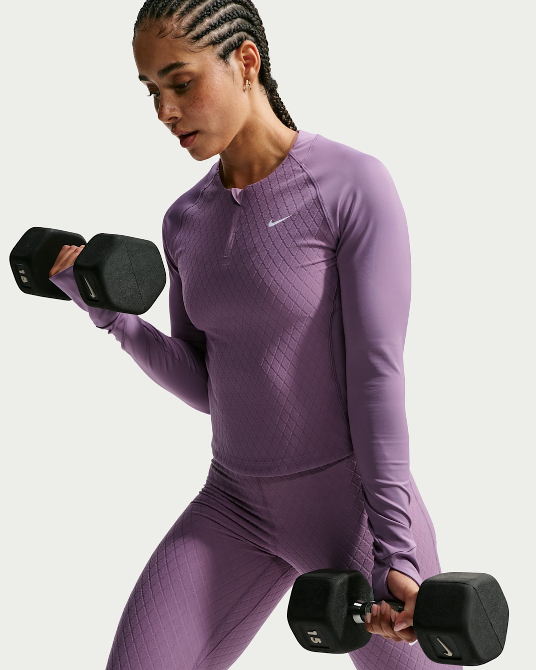 Playera de manga larga Dri-FIT con cremallera de 1/4 para mujer Nike Pro Sculpt - Polvo violeta/Blanco