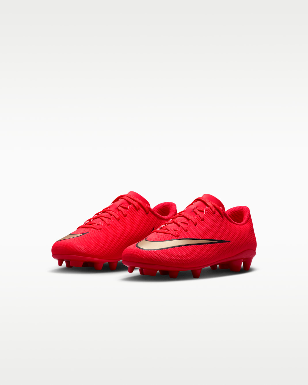 Nike Jr. Mercurial Vapor 17 Club Little Kids' Multi-Ground Low-Top Soccer Cleats