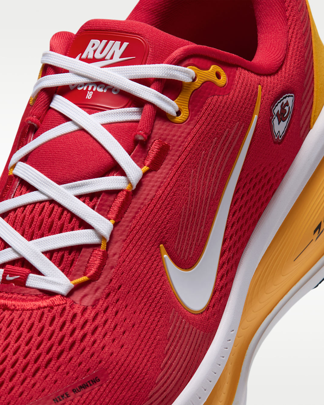 Nike Vomero 18 (Kansas City Chiefs) Men's NFL Road Running Shoes